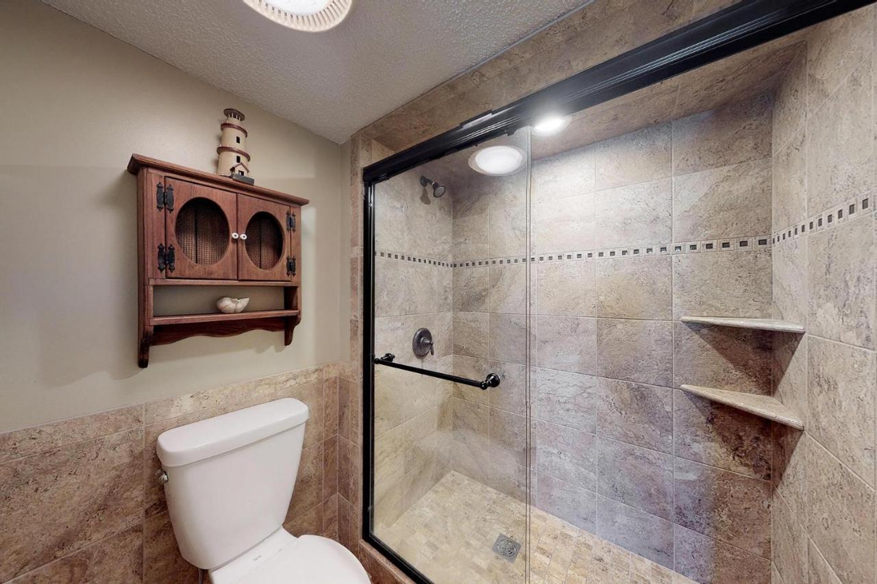 North Breakers - Unit 202, Wood Ave Villa East End Kültér fotó